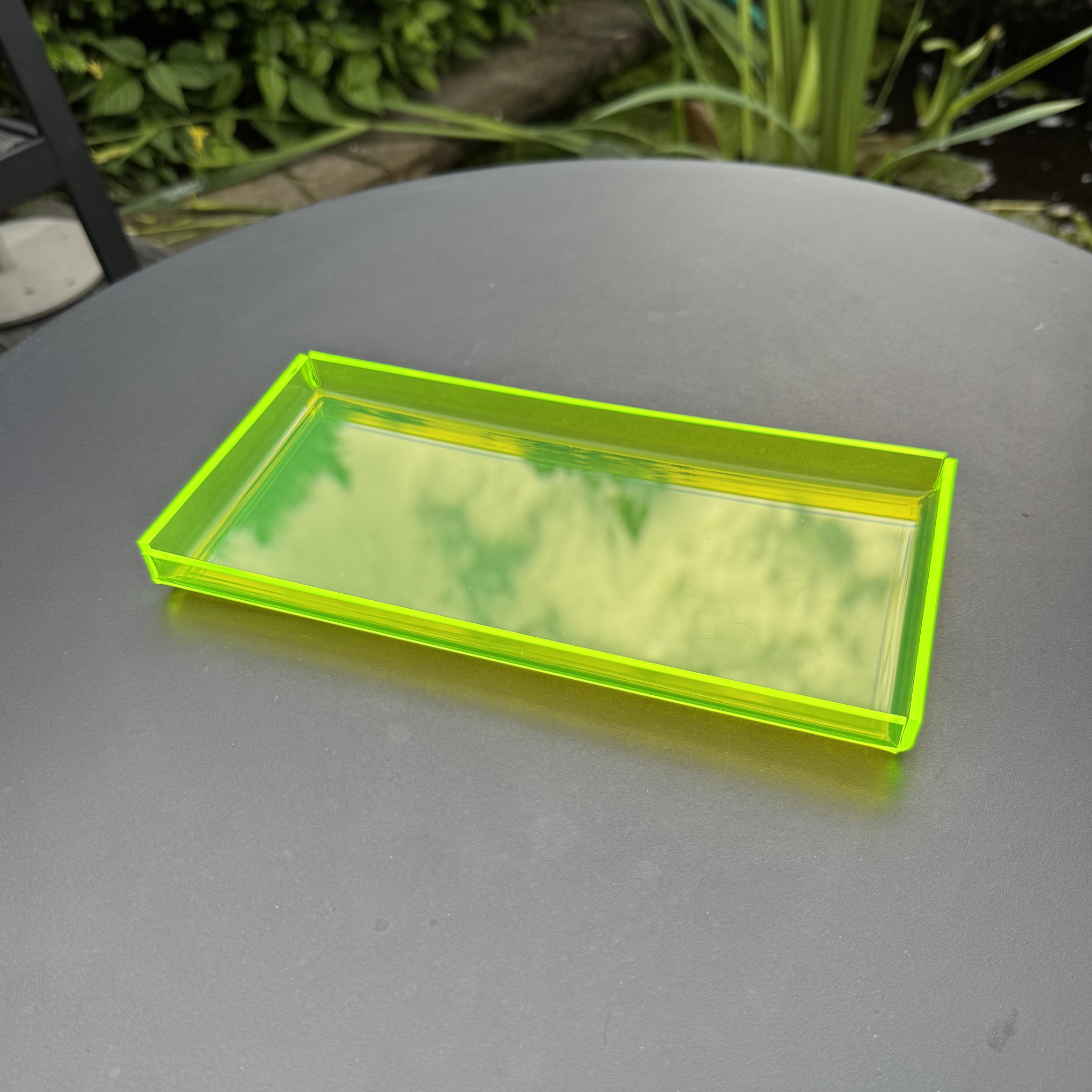 Tablet Neon gelb lang Mittel